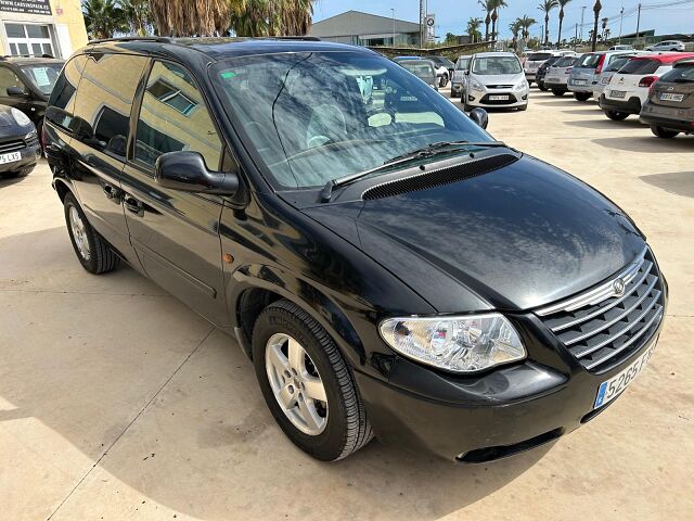 CHRYSLER VOYAGER LX 2.8 CRDI AUTO SPANISH LHD IN SPAIN 150000 MILES 7 SEAT 2007